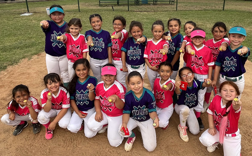 Coach Pitch SB Champs - Pink Ladybugs & Finalist - Diamond Divas